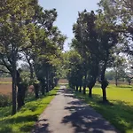 Farm stay Palac Lawica- Splywy Przelomem Bardzkim