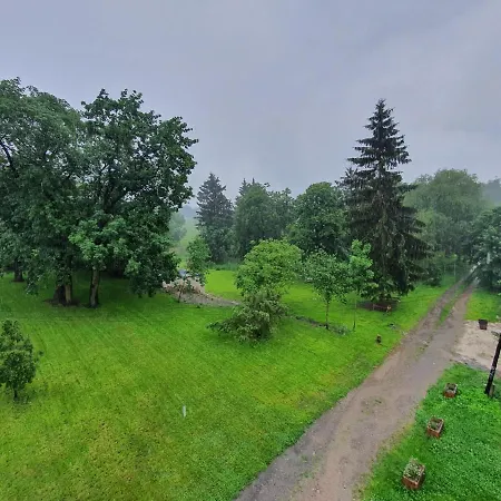 Çiftlik konaklama Palac Lawica- Splywy Przelomem Bardzkim Kłodzko