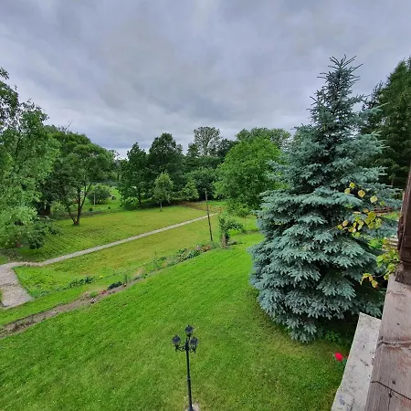 Farm stay Palac Lawica- Splywy Przelomem Bardzkim