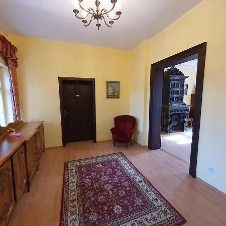 Farm stay Palac Lawica- Splywy Przelomem Bardzkim Klodzko