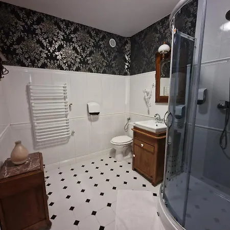 Palac Lawica- Splywy Przelomem Bardzkim Çiftlik konaklama Kłodzko