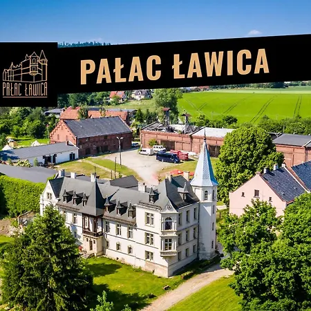 Palac Lawica- Splywy Przelomem Bardzkim