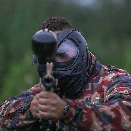 Palac Lawica- Splywy Przelomem Bardzkim Çiftlik konaklama *