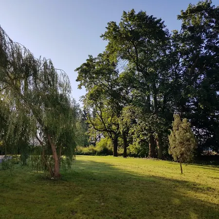 Palac Lawica- Splywy Przelomem Bardzkim Farmház