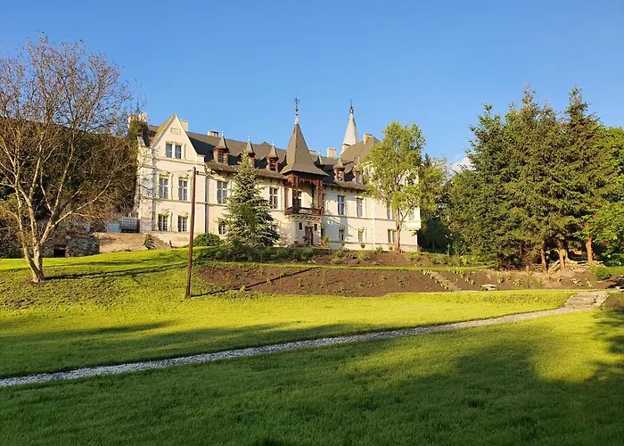 Palac Lawica- Splywy Przelomem Bardzkim Lantgård *