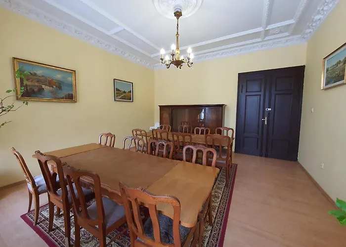 Palac Lawica- Splywy Przelomem Bardzkim * Kłodzko