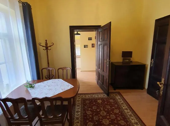 Palac Lawica- Splywy Przelomem Bardzkim كوادسكوم