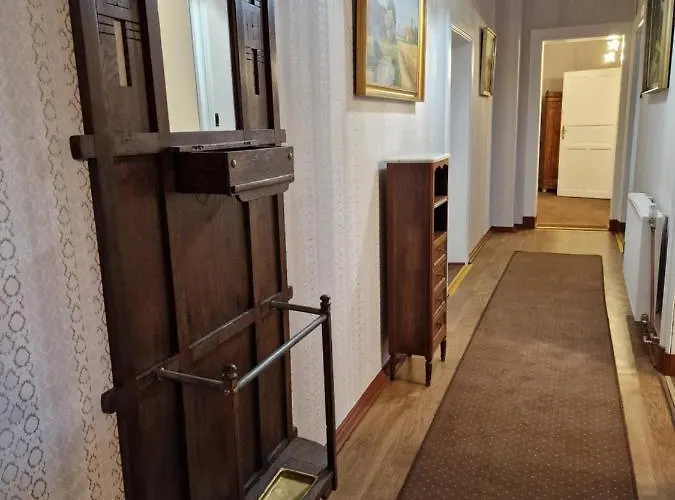 مزرعة للإقامة Palac Lawica- Splywy Przelomem Bardzkim *